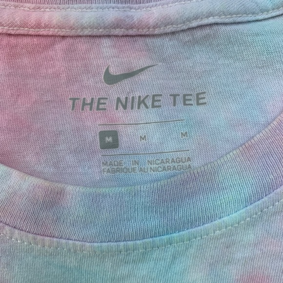 CUSTOM Nike Tie Dye Medium Shirt and Sock Bundle - Picture 14 of 15